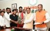 मुख्यमंत्री साय से रजक समाज के प्रतिनिधि मंडल ने की सौजन्य भेंट, राज्य स्तरीय युवा सम्मेलन में शामिल होने का दिया आमंत्रण