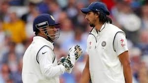 'लंबू तूने मुझे टेस्ट मैच में छोड़ दिया', कुछ इस तरह ईशांत शर्मा ने याद किया एमएस धोनी का आखिरी टेस्ट