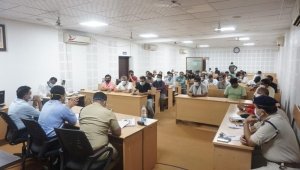 लॉकडाउन बढाने के पूर्व निगम प्रशासन एवं व्यापारी संघ की हुई बैठक ,निगम ने मांगा व्यापारियों से सुझाव