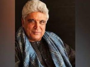 नेता जी के स्टैच्यू पर जावेद अख्तर के बोल:विचार तो अच्छा है, लेकिन स्टैच्यू को लेकर पसंद सही नहीं है
