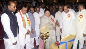 निरोग और स्वस्थ जीवनशैली का आधार है योग :  अनिला भेंड़िया