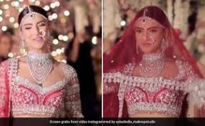 दुल्हन ने शादी पर यूं झूमकर किया डांस देखता रह गया दूल्हा, लोग बोले- आलिया और करीना भी फेल