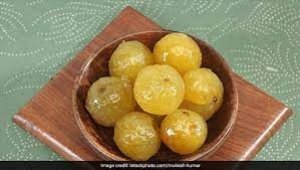आंवला लड्डू खाने के कमाल के फायदे