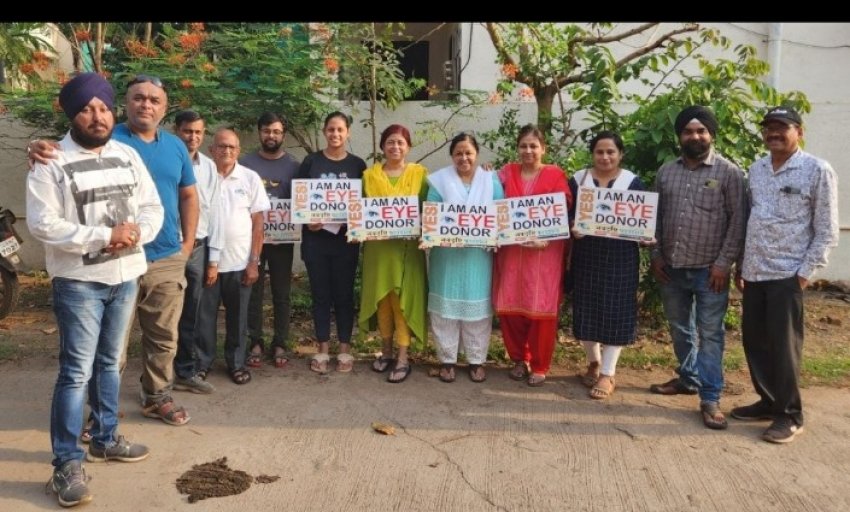परिवार की मुखिया श्रीमती वृंदा देशपांडे समेत 7 लोगों ने नेत्रदान करने का संकल्प लिया