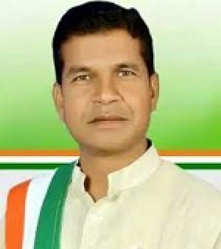 mohan markaam : congress president c.g.