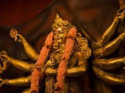 गुप्त नवरात्रि के दौरान इन मंत्रों का जाप करना माना जाता है बेहद शुभ, मिलती है माता रानी की कृपा