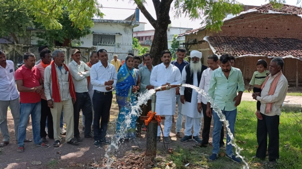 ग्राम धरमपुरा के ग्रामीणों को मिली पेयजल समस्या से राहत
