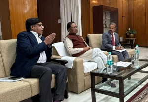 मुख्यमंत्री विष्णु देव साय ने मध्यप्रदेश में नई सिंचाई तकनीक 'प्रेशर इरिगेशन नेटवर्क' की प्रस्तुति का किया अवलोकन