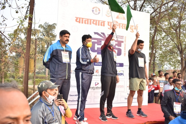 सडक सुरक्षा माह , दौड़ा शहर , दौड़े , कलेक्टर ,एसपी और विधायक ...