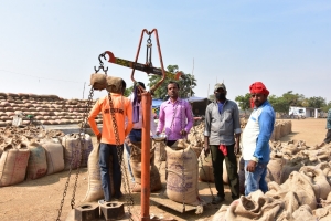 पंदर में नया धान खरीदी केंद्र खुलने से किसानो को मिली राहत जताया सीएम बघेल का आभार