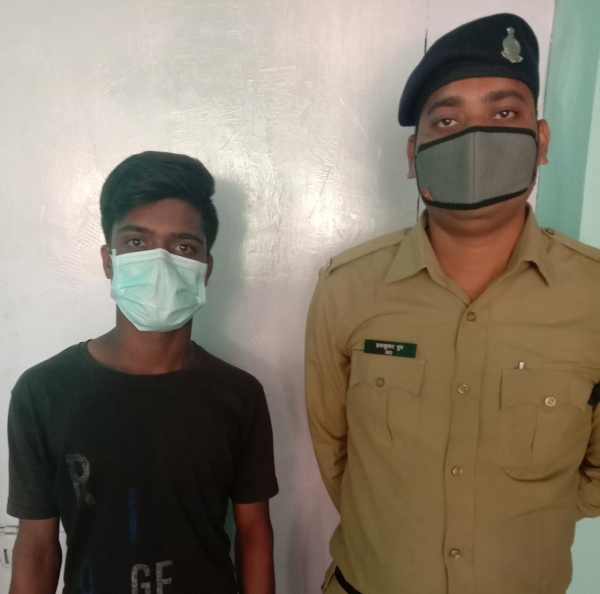 *मोबाईल लूट का आरोपी चंद घंटे के भीतर गिरफ्तार