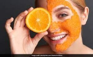 त्वचा पर सुंदरता बिखेर देते हैं संतरे के छिलके, इन 5 तरीकों से Orange Peels को चेहरे पर लगा सकती हैं आप