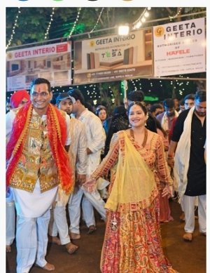 नवरात्रि में परिवार संग माता रानी के दरबार पहुंचे विधायक देवेंद्र यादव