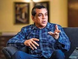 सेहत का सवाल:परेश रावल ने सरकार से पूछा- 50% क्षमता के साथ बार और थिएटर्स खुल सकते हैं, जिम क्यों नहीं है?