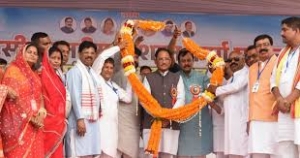 भरर में कर्मा महोत्सव: 13 जोड़ों का सामूहिक विवाह, सीएम साय का आशीर्वाद और विकास घोषणाएं