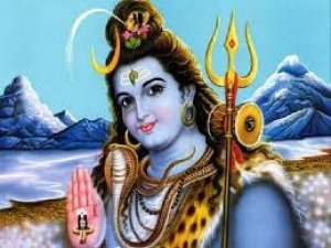 भगवान शिव की आराधना करते समय भूलकर भी न करें ये गलतियां