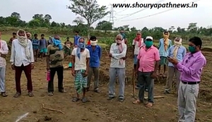 मनरेगा कार्यस्थल फिजिकल डिस्टेंसिंग का पालन करने, मास्क लगाने, तंबाकू, खैनी को कार्यस्थल पर नहीं थूंकने के दिए गए निर्देश