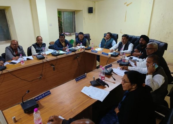 शिक्षक नगर वासियो को मिली सौगात:शिक्षक नगर में बनेगी नई पानी टंकी:महापौर