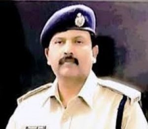 एसपी ठाकुर ने किया कुम्हारी में निर्माणाधीन फ्लाई ओव्हर कार्य स्थल का मुआयना