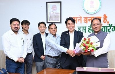 मुख्यमंत्री साय से जापान के प्रतिनिधिमंडल की सौजन्य मुलाकात: निवेश, तकनीकी सहयोग और औद्योगिक विस्तार को लेकर हुई विस्तृत चर्चा