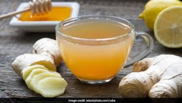 अदरक की चाय इन 4 तरीकों से बाल को पहुंचाती है फायदा