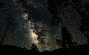 दूर की आकाशगंगा के रहस्य बताते हैं, इतने भी खास नहीं हैं हम