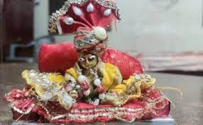 लड्&zwnj;डू गोपाल को सुलाने के पहले जरूर करें ये काम, सुख समृद्धि से भर जाएगा घर