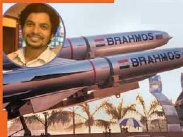 &quot;लखनऊ में ब्रह्मोस मिसाइल सिस्टम इंजीनियर आकाशदीप गुप्ता की संदिग्ध मौत, परिवार और सुरक्षा एजेंसियां खोज में&quot;
