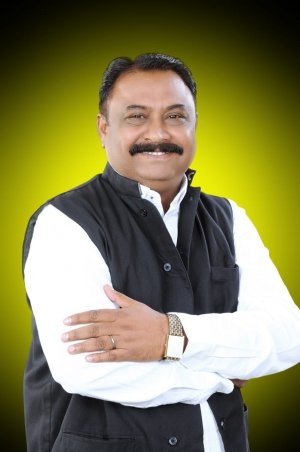 पचरी पारा क्षेत्र में पानी के लो प्रेशर से त्रस्त जनता आंदोलन के मूड में - ओमप्रकाश सेन