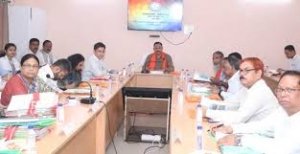 सरकारी मेडिकल कॉलेज बनें जनता की पहली पसंद : स्वास्थ्य मंत्री जायसवाल