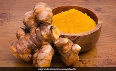 गुरुवार को हल्दी से जुड़ा ये टोटका करने से घर में रहती है सुख-शांति और कामकाज में होती है तरक्की