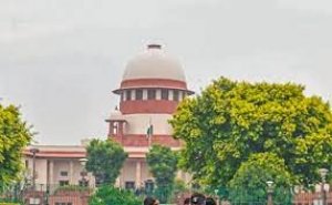 मराठा आरक्षण मामला सुप्रीम कोर्ट में महाराष्ट्र सरकार की क्यूरेटिव याचिका पर विचार टला