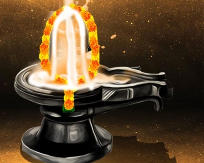 क्यों चढ़ाते हैं शिवलिंग पर दूध, यह कथा है अद्भुत