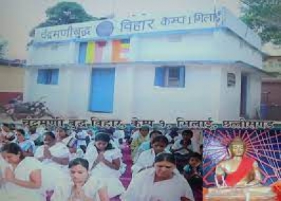 बुद्ध विहार मे अधिष्ठान व परित्राण का हुआ आयोजन प्रत्येक मानव के लिए ज्ञान का द्वार खोलने वाले बुद्ध ही थे:भंते जीवक