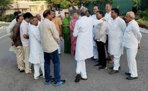 9 दिन की यात्रा पर निकले CM गहलोत, 18 जिलों में होंगी सभाएं; 10 मंदिरों में करेंगे दर्शन