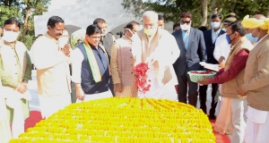 मुख्यमंत्री  भूपेश बघेल ने सोनाखान पहुंचकर शहीद वीर नारायण सिंह को दी श्रद्धांजलि