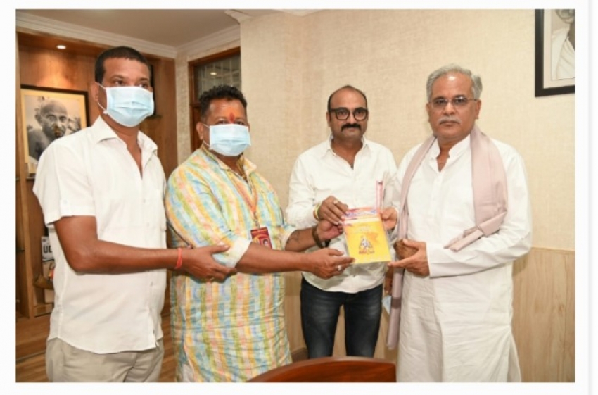 मुख्यमंत्री को सार्वजनिक दशहरा उत्सव रावणभाटा का न्योता