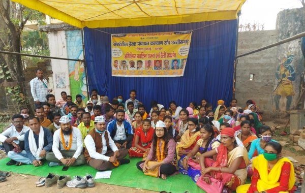 दोनों ही दल  प्रदेश के युवाओं के साथ कर रही छलावा- तरुणा बेदरकर