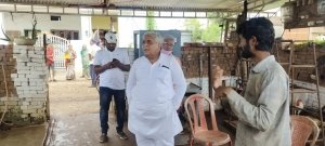 आयुक्त मंडावी की कार्यप्रणाली पर नाराज हुए विधायक वोरा कहा जनहित के कार्यो में देरी बर्दास्त नहीं ...