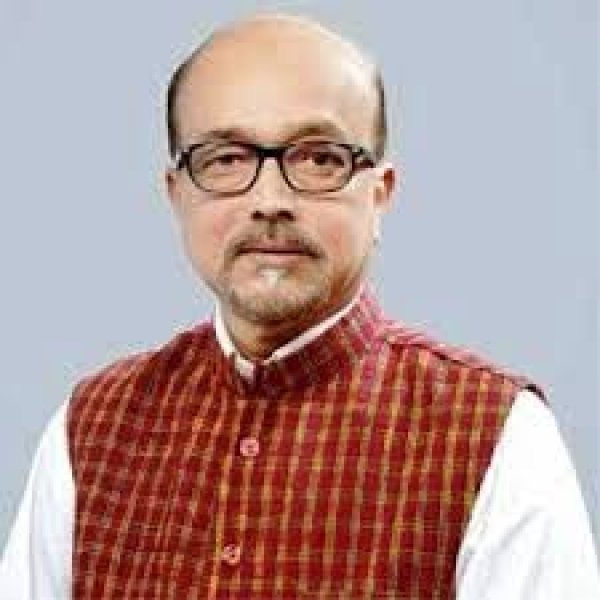 राज्यपाल डेका ने सक्ति जिले के टी.बी. मरीजों को दी 60 हजार रुपए की आर्थिक सहायता