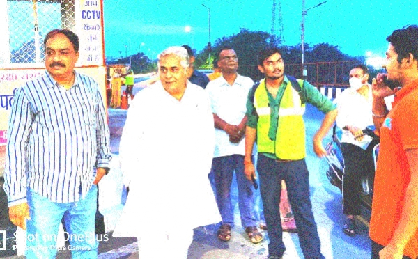 वोरा की पहल पर 50 लाख से वायशेप ब्रिज में डामरीकरण प्रारंभ , शहर के ब्रिजों के लिए स्वीकृत कराए हैं 2.06 करोड़