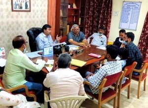 दुर्ग निगम महापौर बाकलीवाल ने निगम के अधिकारियो की ली क्लास, लगाई जमकर फटकार