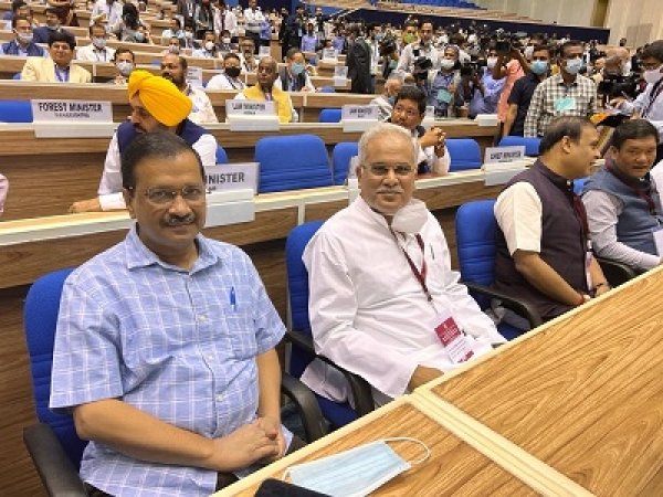 छत्तीसगढ़ के मुख्यमंत्री राज्यों के मुख्यमंत्रियों और उच्च न्यायालयों के मुख्य न्यायाधीशों के संयुक्त सम्मेलन में शिरकत कर रहे हैं...