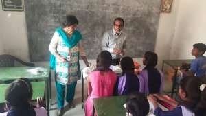 जिला शिक्षा अधिकारी ने किया विभिन्न स्कूल और विकासखण्ड शिक्षा अधिकारी कार्यालय का आकस्मिक निरीक्षण