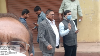 महापौर बाकलीवाल ने लिया विकास कार्यों का जायजा  तीन दिनों में पुलिया निर्माण करने ठेकेदार को तल्ख शब्दों में दिया निर्देश