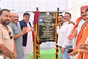 दुर्ग के विकास को नई रफ्तार: 22 करोड़ से बदलेगी शहर की तस्वीर कैबिनेट मंत्री गजेंद्र यादव की बड़ी बैठक, हर वार्ड में बुनियादी सुविधाओं पर फोकस