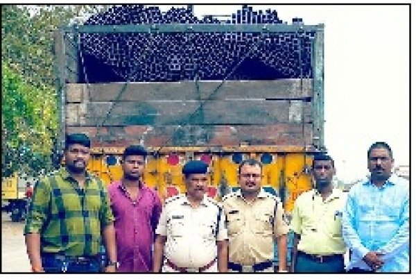 खुर्सीपार पुलिस ने दो दिन में ही लगा लिया चोरी गये ट्रक का