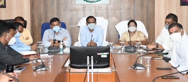 कोरोना की चेन तोडऩे के लिए लॉकडाउन जरूरी - कलेक्टर 10 अप्रैल 2021 दोपहर 12 बजे से 19 अप्रैल सुबह 6 बजे तक पूर्ण लॉकडाउन