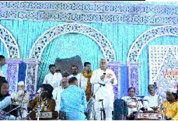 हजरत बाबा काबुली शाह के उर्स पाक में सुबह तक हुआ कव्वाली का मुकाबला