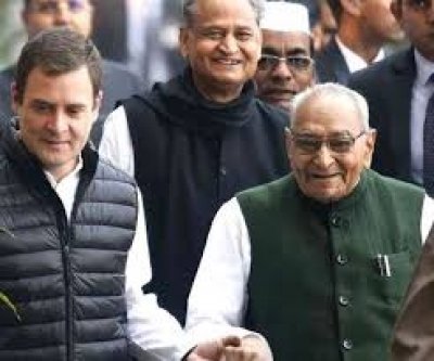 राहुल गाँधी , गहलोत , कमलनाथ सहित कई कांग्रेस नेता पहुंचेंगे स्व. मोतीलाल वोरा के अंतिम संस्कार में ...